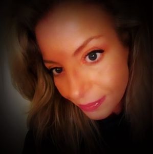 Meet your Posher, Candy